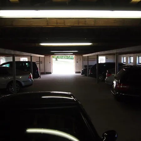 Apartament Gut-rattelvitz-parterre-a-hochwertig-sauna-kamin-etankstelle-spielscheune-15-000qm-parkland Gingst