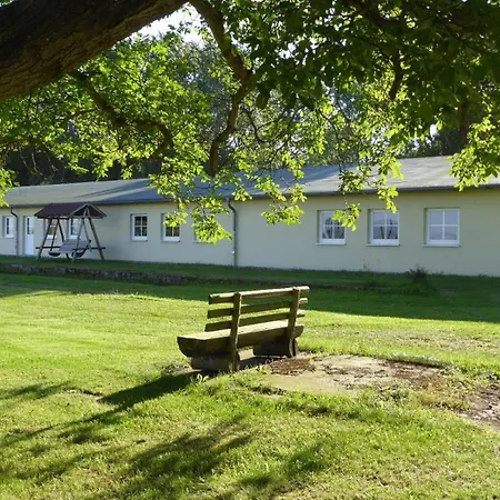 Gut-rattelvitz-parterre-a-hochwertig-sauna-kamin-etankstelle-spielscheune-15-000qm-parkland * Gingst