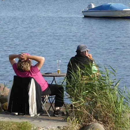 Gut-rattelvitz-parterre-a-hochwertig-sauna-kamin-etankstelle-spielscheune-15-000qm-parkland Apartament