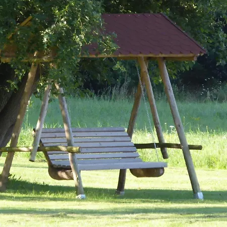 Gut-rattelvitz-parterre-a-hochwertig-sauna-kamin-etankstelle-spielscheune-15-000qm-parkland *